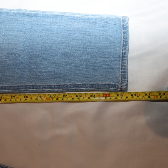 Old Navy High Rise Boot Cut Boyfriend Jeans Size 4 Petite - Picture 8 of 12